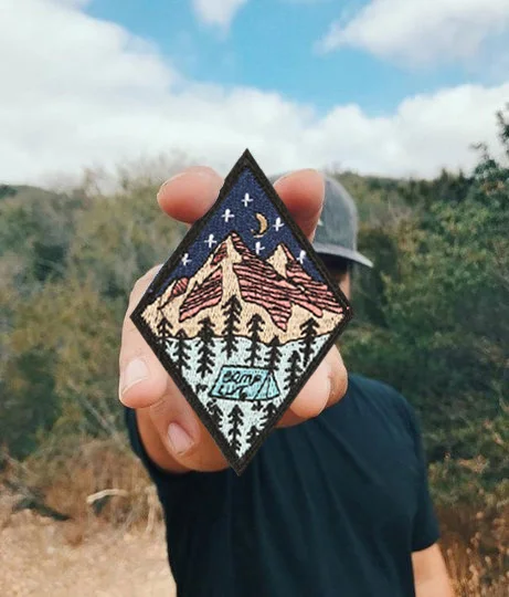 CAMP LIFE 7x9cm Лагерь жизни вышитый патч Открытый Кемпинг природа любящий значок аппликация Железный пришить патч - Цвет: CAMP LIFE 7x9cm
