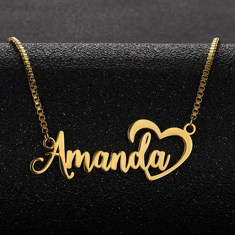 

Women Necklace Customizable Name Necklace Personalized Letter Heart-shaped Nameplate Gold Stainless Steel Necklace Birthday Gift