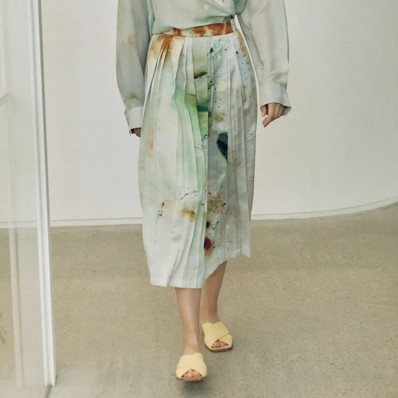 Женская плиссированная юбка средней длины зеленая Асимметричная длинная с