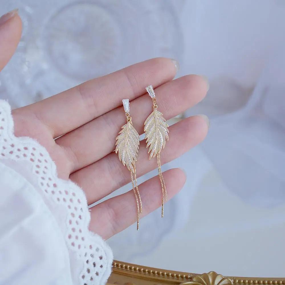 

Exquisite design leaf Tassel Earrings 2021 new trend personalized Sterling Silver Earrings