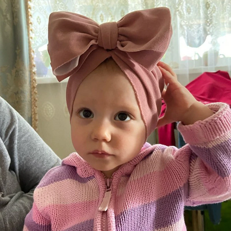 

1 PCS Newborn Solid Color Imitation Cashmere Warm Hat Cute Handmade Bowknot Infant Caps Baby Girls Headwear Clothing Decoration