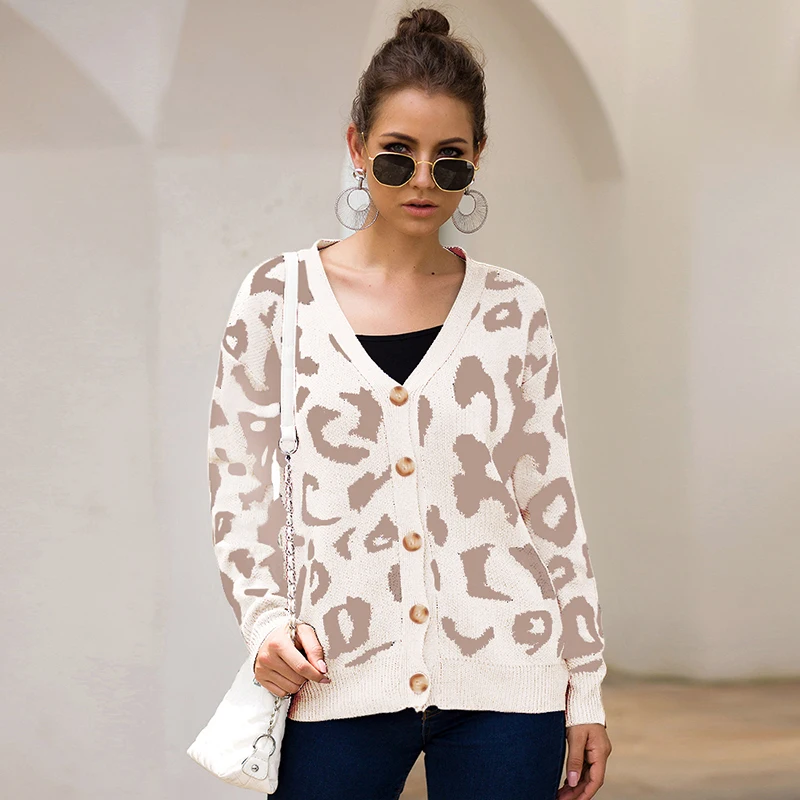 Женский трикотажный кардиган на пуговицах спереди с длинным рукавом| |