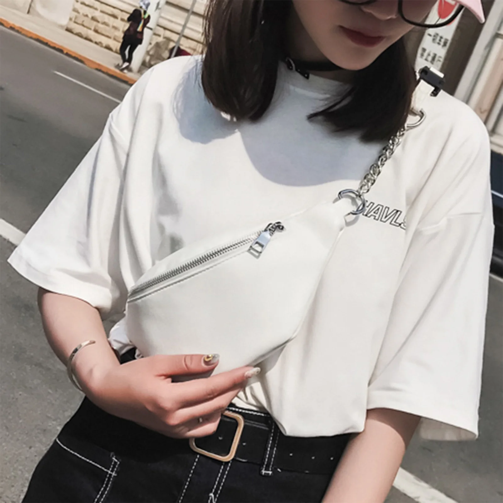 

Модная шикарная поясная сумка для женщин, нагрудная сумка через плечо из искусственной кожи, сумка на пояс для телефона, модный кошелек с ме...