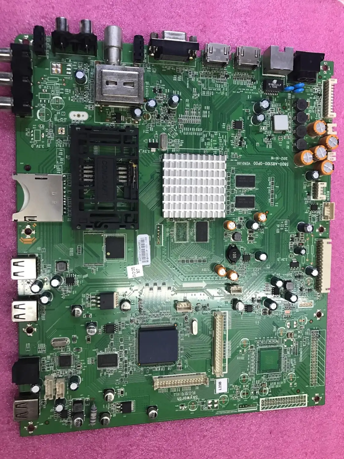 

Original 65E810E motherboard 5800-A8S100-0P00 screen V650HP1-LS6