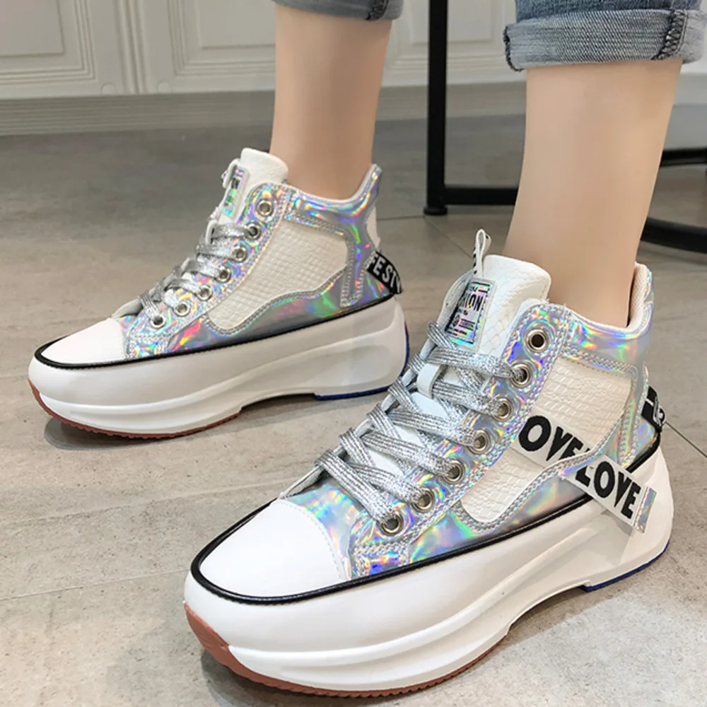 Женские кроссовки на массивном каблуке коллекция 2019 года модная женская обувь