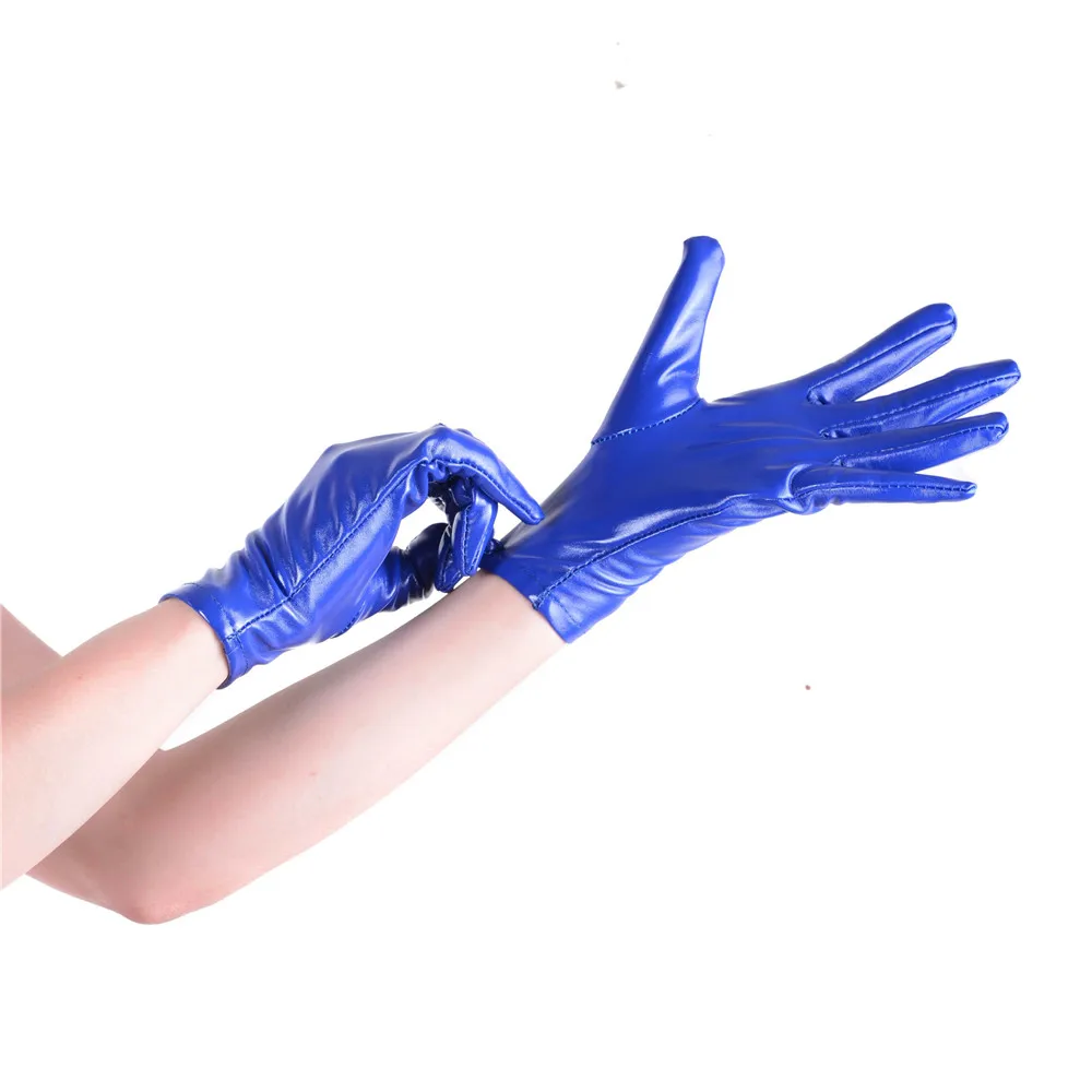 Короткие блестящие перчатки из искусственной кожи для взрослых влажного вида в