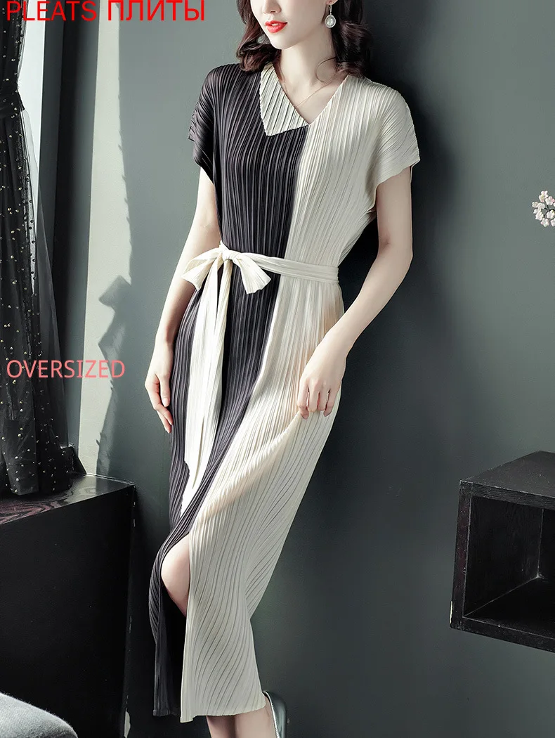 

MIYAKE Spring Summer New Dress Women European American Fashion Color Matching Loose Short-sleeved Temperament Pleated Vestido