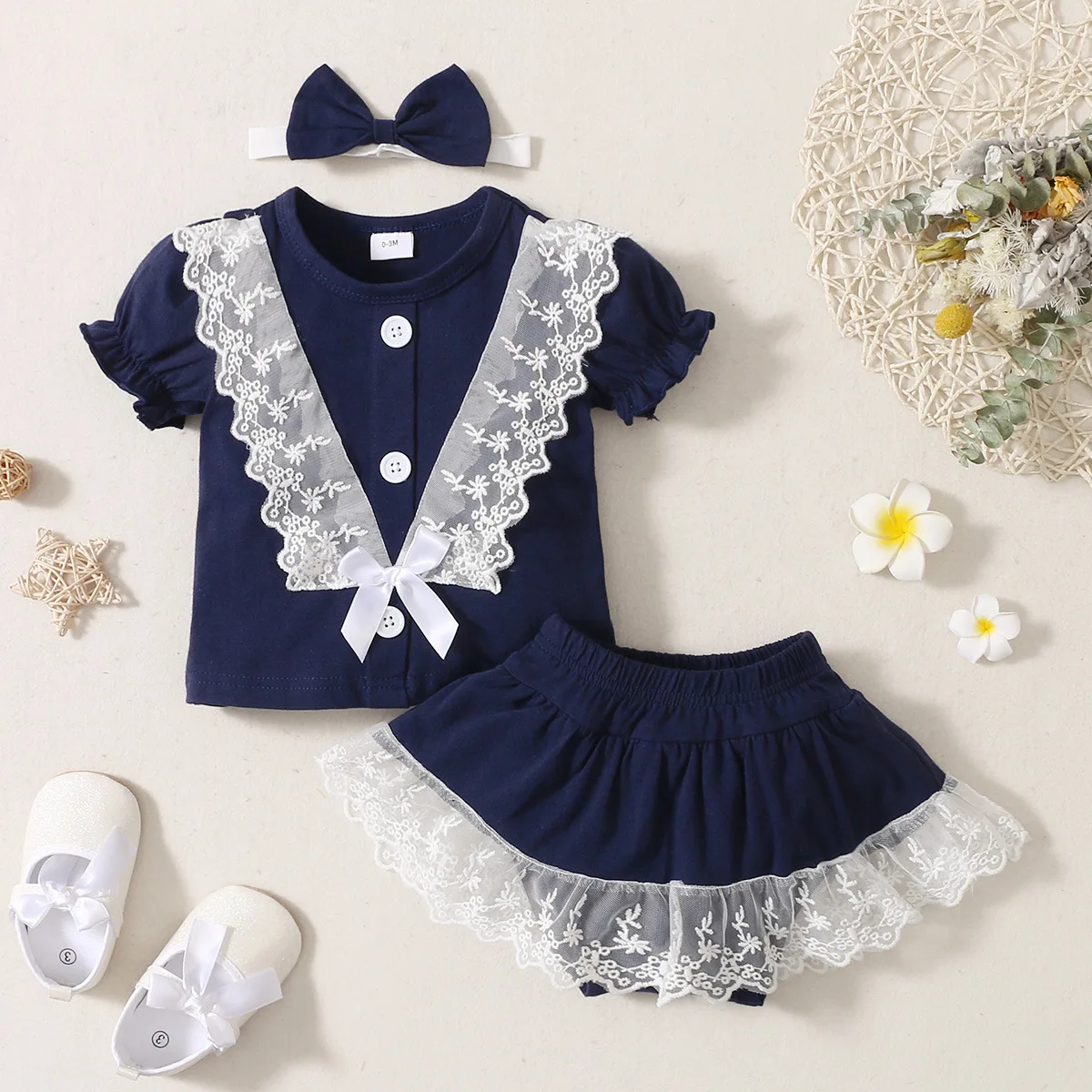 

Newborn Baby Girl Lace Clothing Set Summer Short Sleeve Button Cute Fashion Toddler Girl Outfits Top + Shorts + Bow Headband