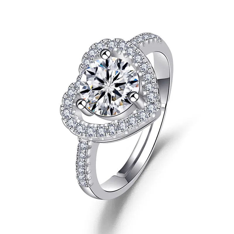 

Женское кольцо с муассанитом, 1 карат