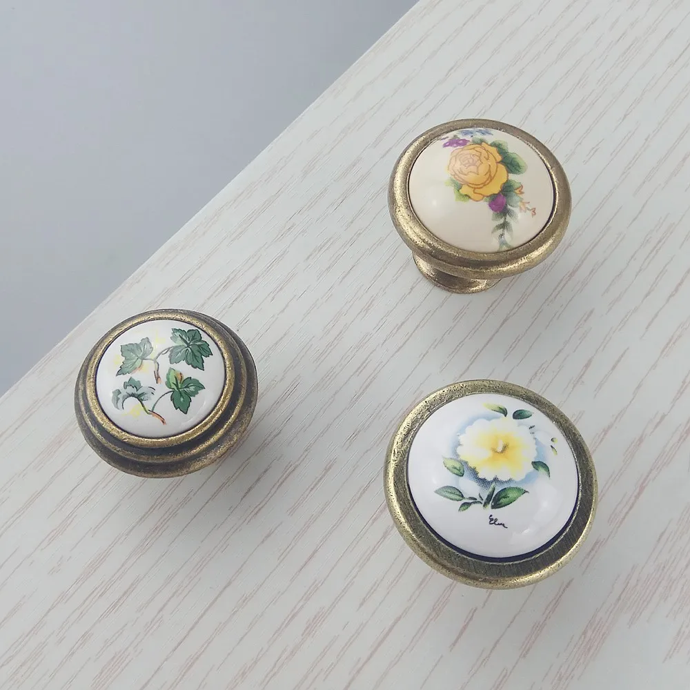 Антикварные цветочные листья керамические ручки мебель маленькая дверь ящик