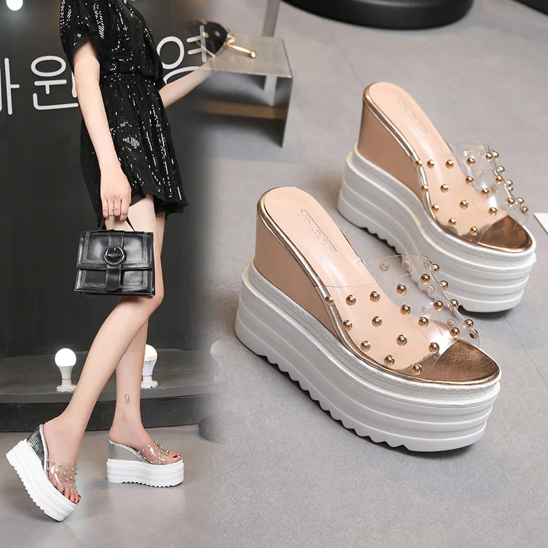 

Women's Shoes
