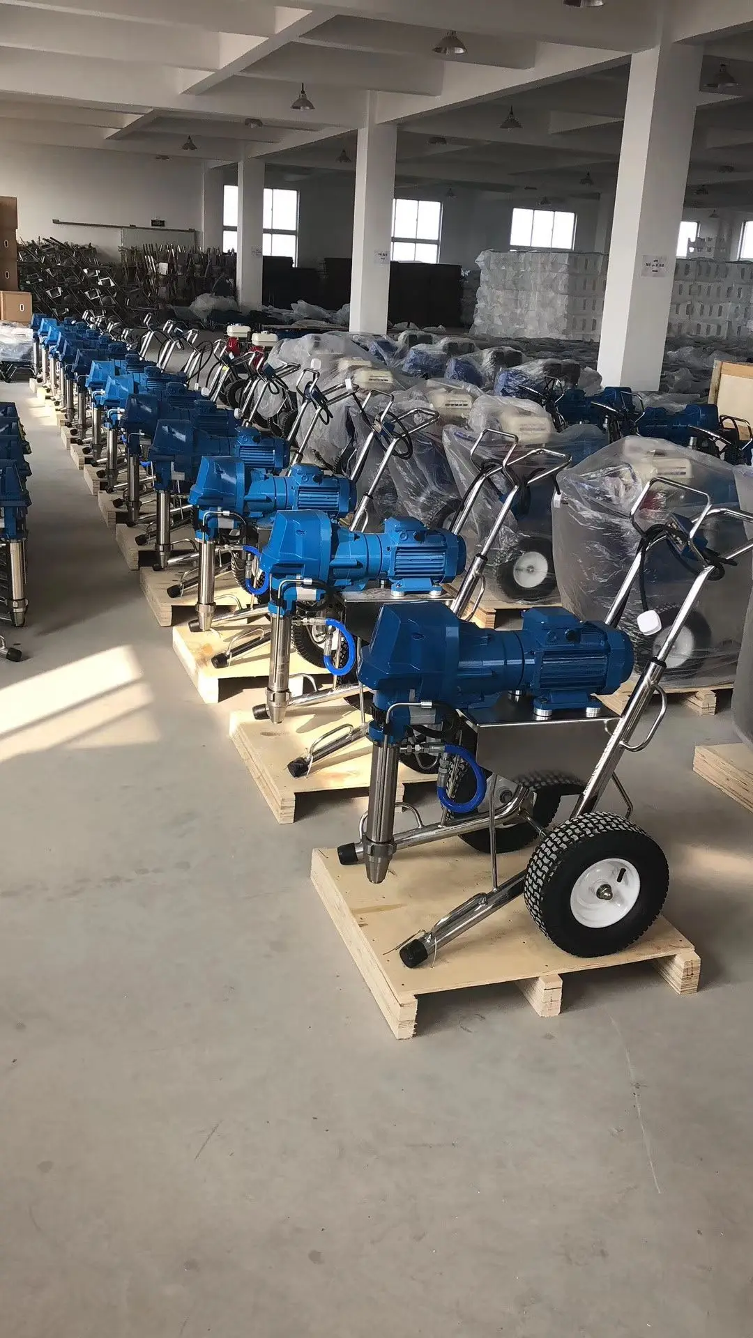 Профессиональный безвоздушный распылитель краски 4000 л Вт | Инструменты