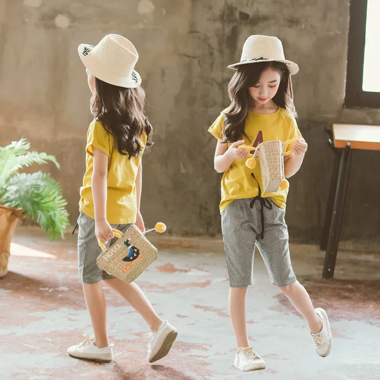 

2021 summer Korean girls' suits, plaid pants suits, trendy children's western style suits, a generation of children's summer