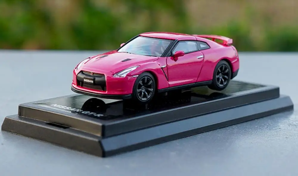 Модель автомобиля под давлением 1/64 Nissan Skyline GT-R R35 коллекция игрушек подарок перо |