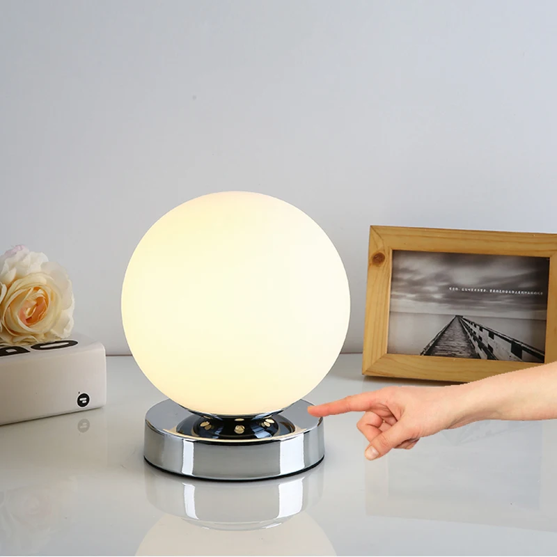 Современный Настольный освещения с вилкой Опаловое Стекло Настольная лампа для