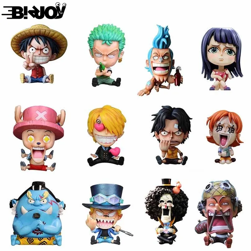 

1pcs Mini Anime Hand-made Pirate Luffy Solon Shanzhi Naomi Qiaoba Isig Figure Model Onepiece Decoration PVC Car decoration Doll