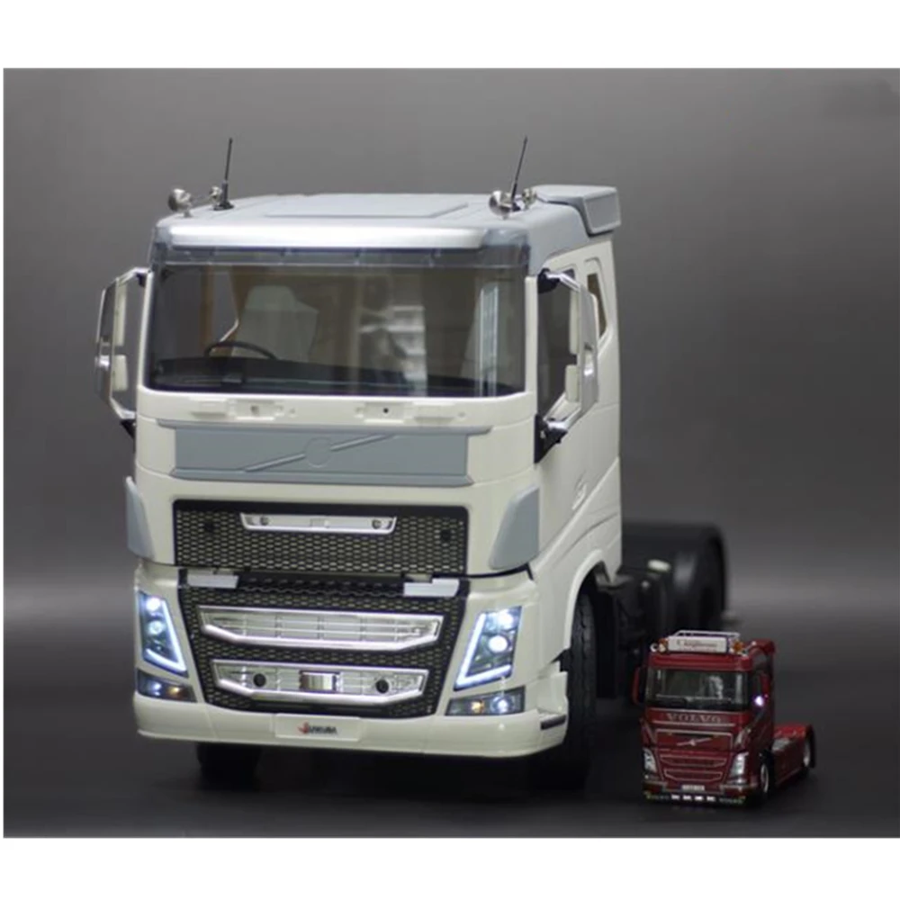 Белый спойлер для кузова грузовика Tamiya с наклейками 1/14 Rc Truck TAMIYA VOLVO FH16 750 56360 6X4