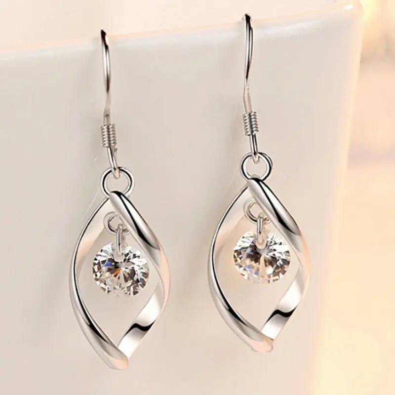 Женские серьги-подвески с фианитом серебряного цвета | Украшения и аксессуары