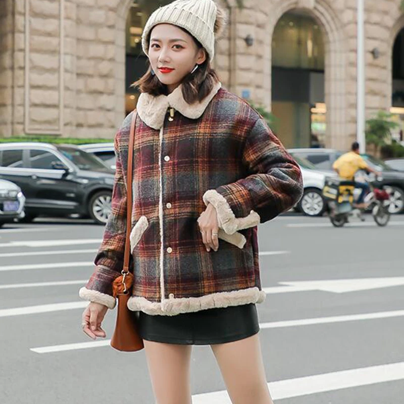 

Новинка Осень-зима 2019, толстые женские пальто в клетку из овечьей шерсти для студентов, повседневные модные теплые короткие пальто для женщ...
