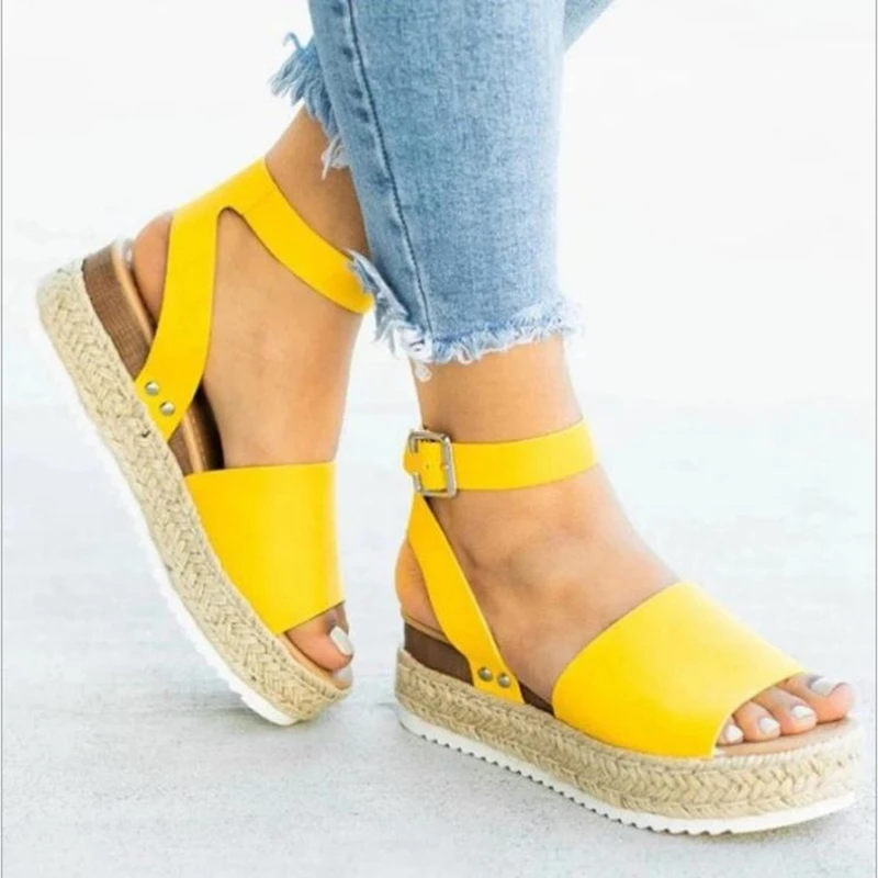 

2020 new women's sandals, women's shoes, fluffy buckle at middle heel