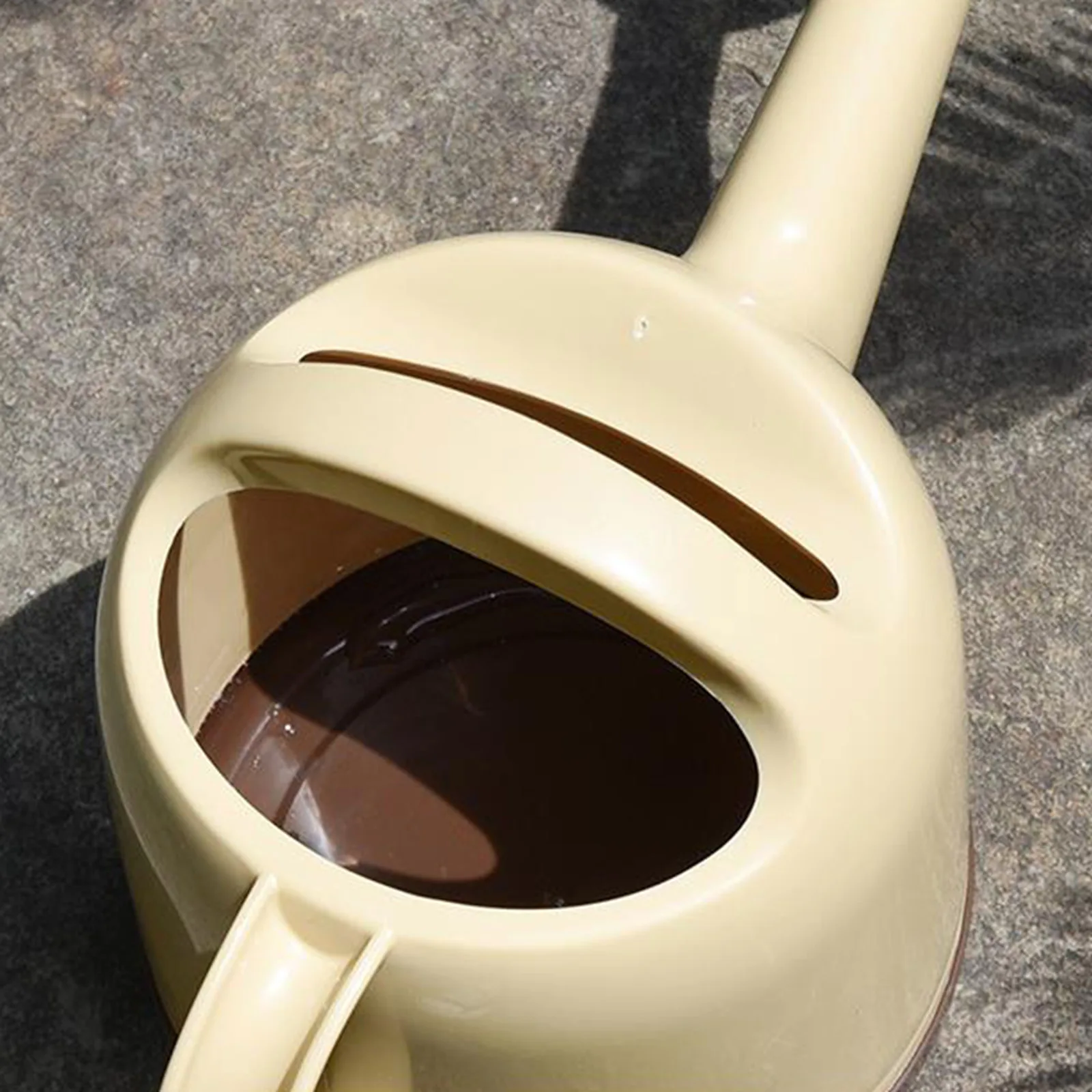 

Long Spout Garden Watering Can Indoor & Outdoor House Plants Vintage Environmental Friendly Material 1.8 L Spray Bottle