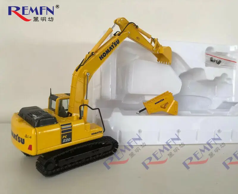 

Литой гидравлический экскаватор KOMATSU 1/50, модель, Инженерная техника с выключателем для коллекции