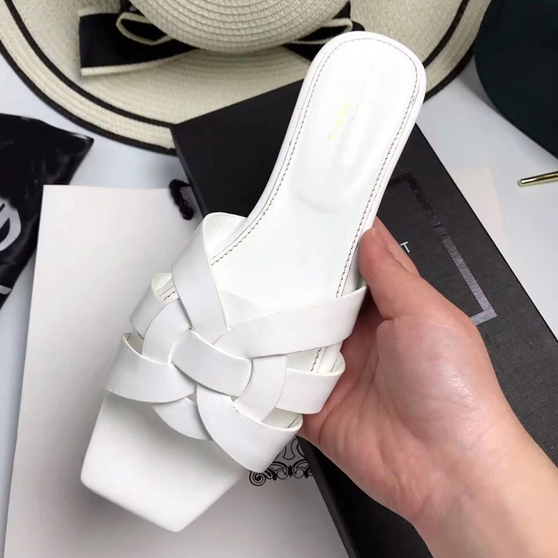 

Summer Slippers Women 2021 Genuine Leather Flat Sandal Flowers Buckle Designer Shoes Women Luxury 2020 Brand Logo Home Sandals