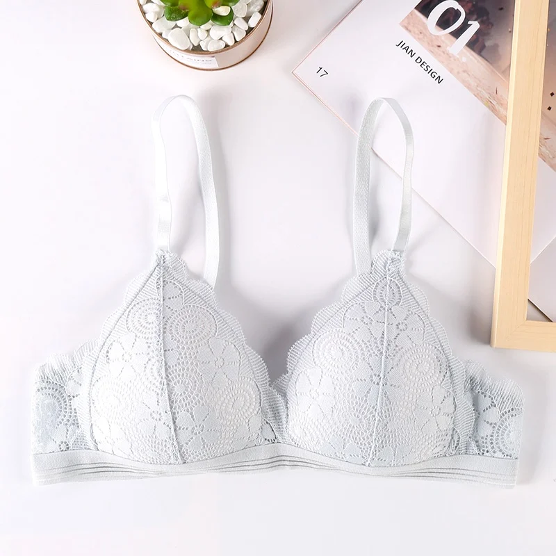 Бюстгальтер женский кружевной без косточек пикантное бесшовное нижнее белье с
