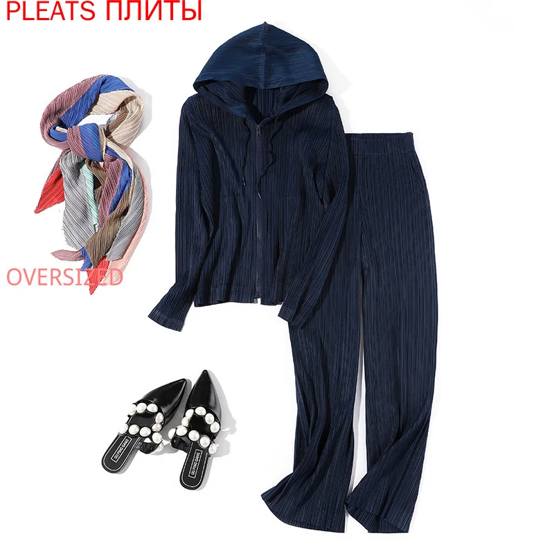 

Miyake/новый модный костюм со складками на весну и лето пальто с капюшоном и длинными рукавами + прямые штаны комплект из двух предметов, брючны...