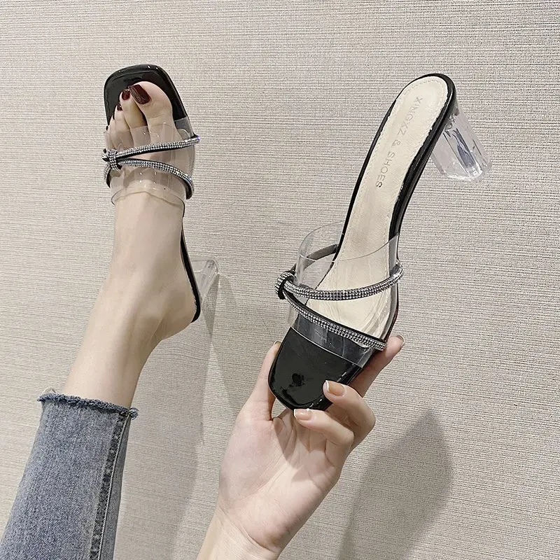 

Med Slippers Women Summer High-Heeled Shoes Lady Square heel Jelly Slides Pantofle Fashion Block Transparent Soft 2021 Luxury PU