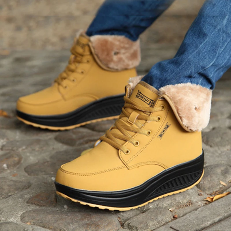 Теплые короткие плюшевые ботинки Rimocy на платформе женские зимние Нескользящие