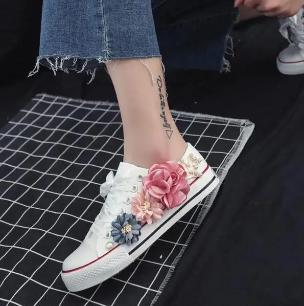 Кроссовки женские на плоской подошве Вулканизированная плоская подошва блестки