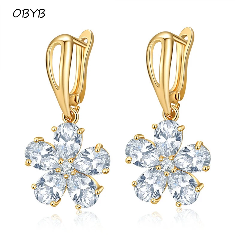 

New Piercing Ear Studs Hanging Earrings For Women Fashion Five-leaf Grass Shining Crystal Zircon Ear Accessories Jewelry Gifts