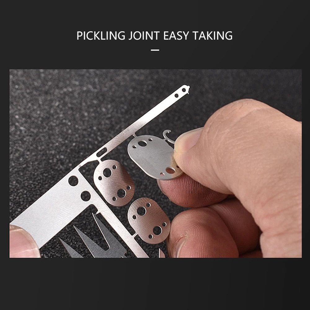 

22 in 1 Fishing Gear Hook Card Outdoor EDC Tools Outdoor Camping Supplies Multifunctional Survival Tools