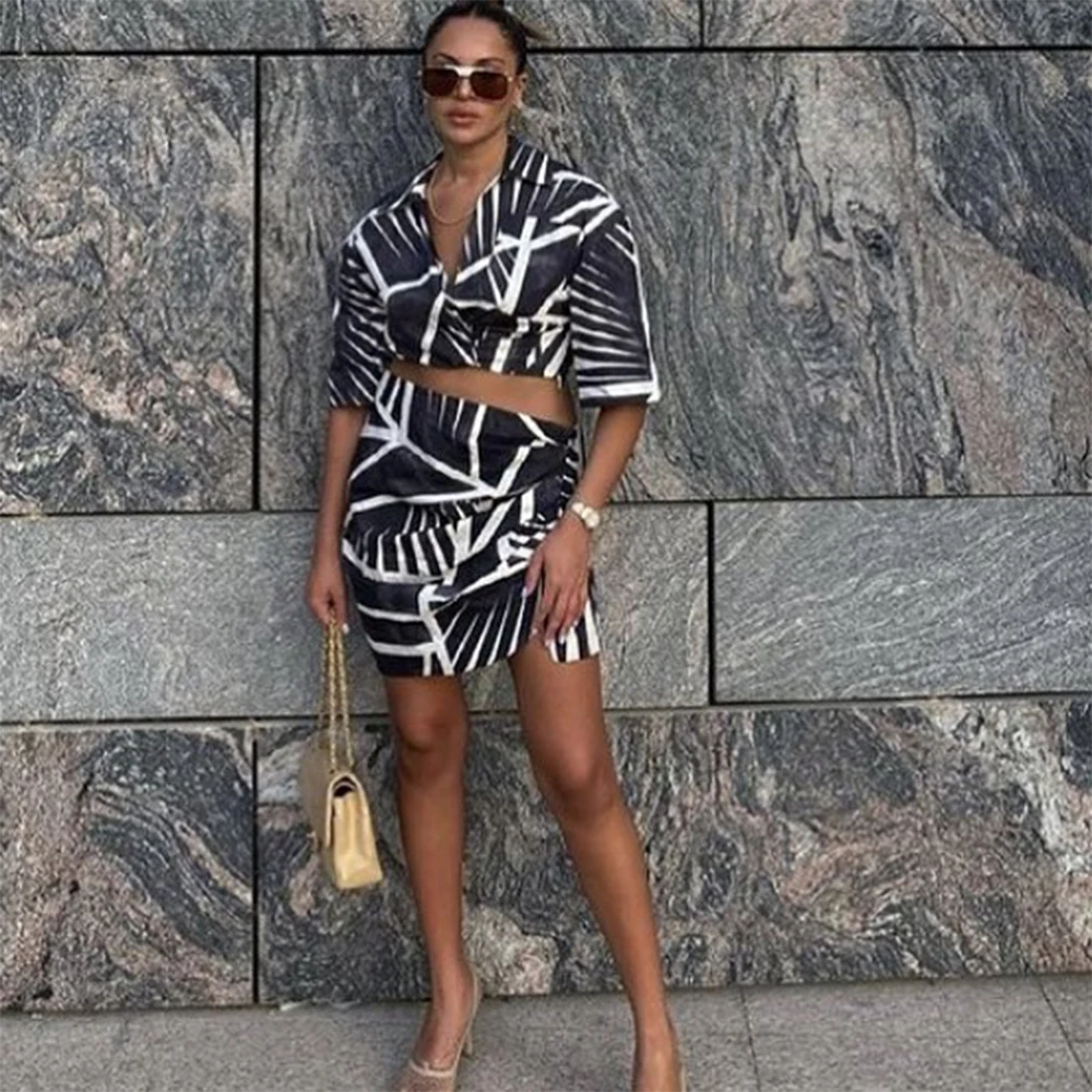 

2021 New Women Two piece set Cropped Shirt & Pleated Mini Skirt Casual Fashion Summer Women Outfit Dress Sets ensemble femme