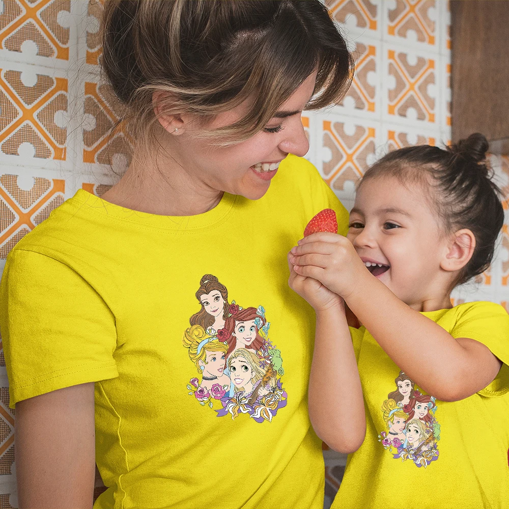 

Модные футболки Принцессы Диснея для взрослых, унисекс, летние новые продукты, мультяшный принт, с коротким рукавом, цветные, семейный образ...