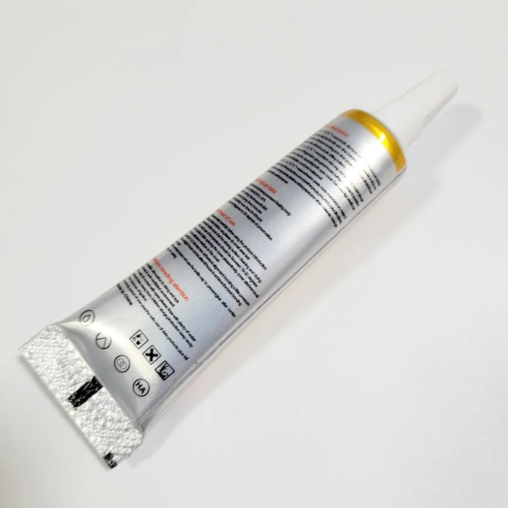 

1Pcs Black Glue 15ml T8000 Adhesive Mobile Phone Touch Screen Superglue Adhesive Telephone Glass Glue Repair DIY Glue