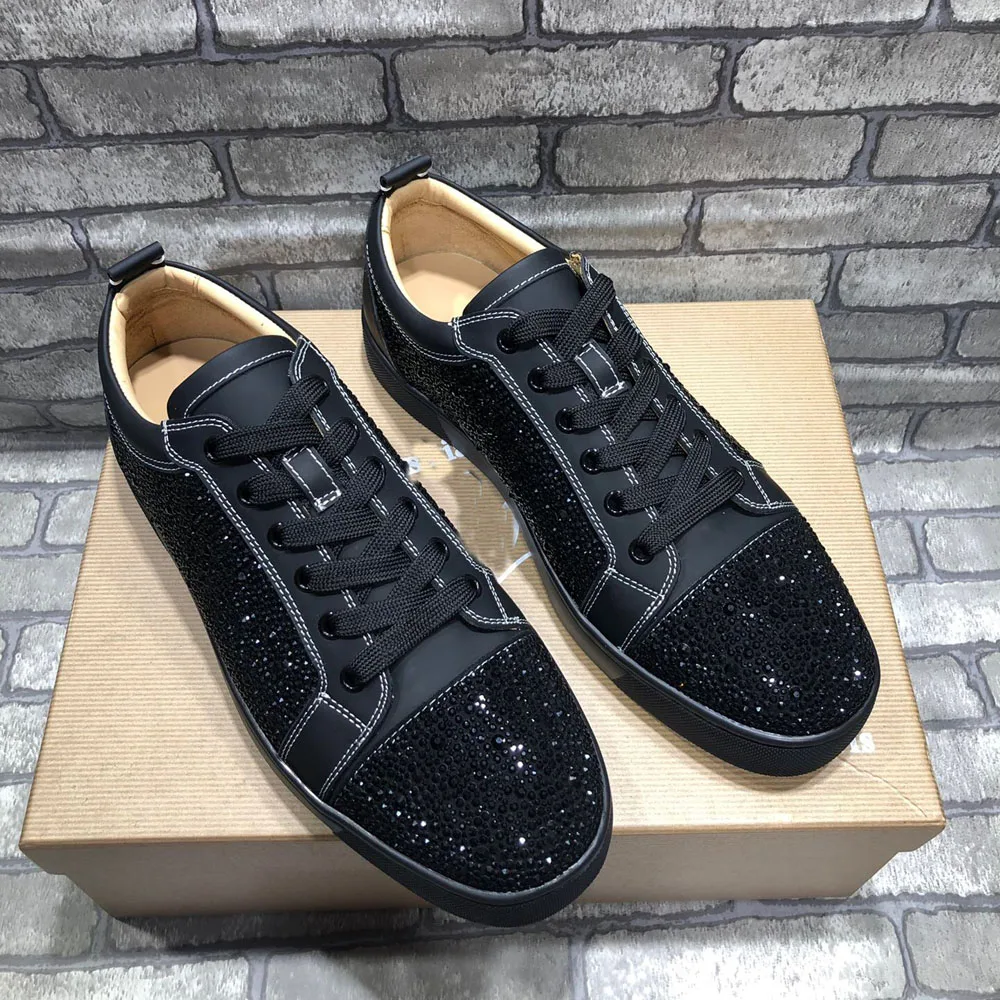 

Luxury Black Shiny Diamond Low Top Red Bottom Shoes New Men Women Casual Shoes Sneakers Loafers Spikes Original Quality With Box