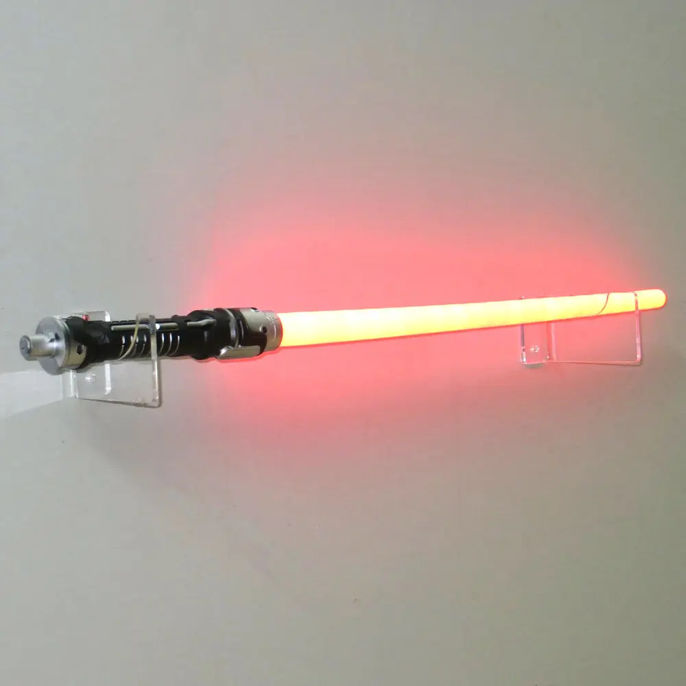 Горизонтальная настенная стойка для светового меча музейного