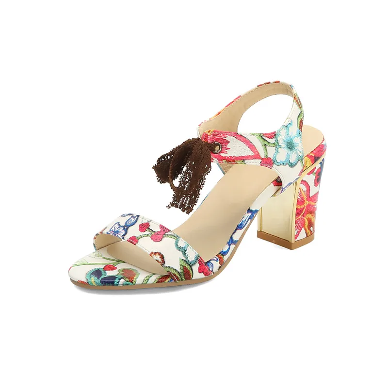 

Lsewilly Classic Female Summer Sandals Fashion Flower Print Butterfly Kot Square Heel Sandals Women Round Toe Shoes Woman
