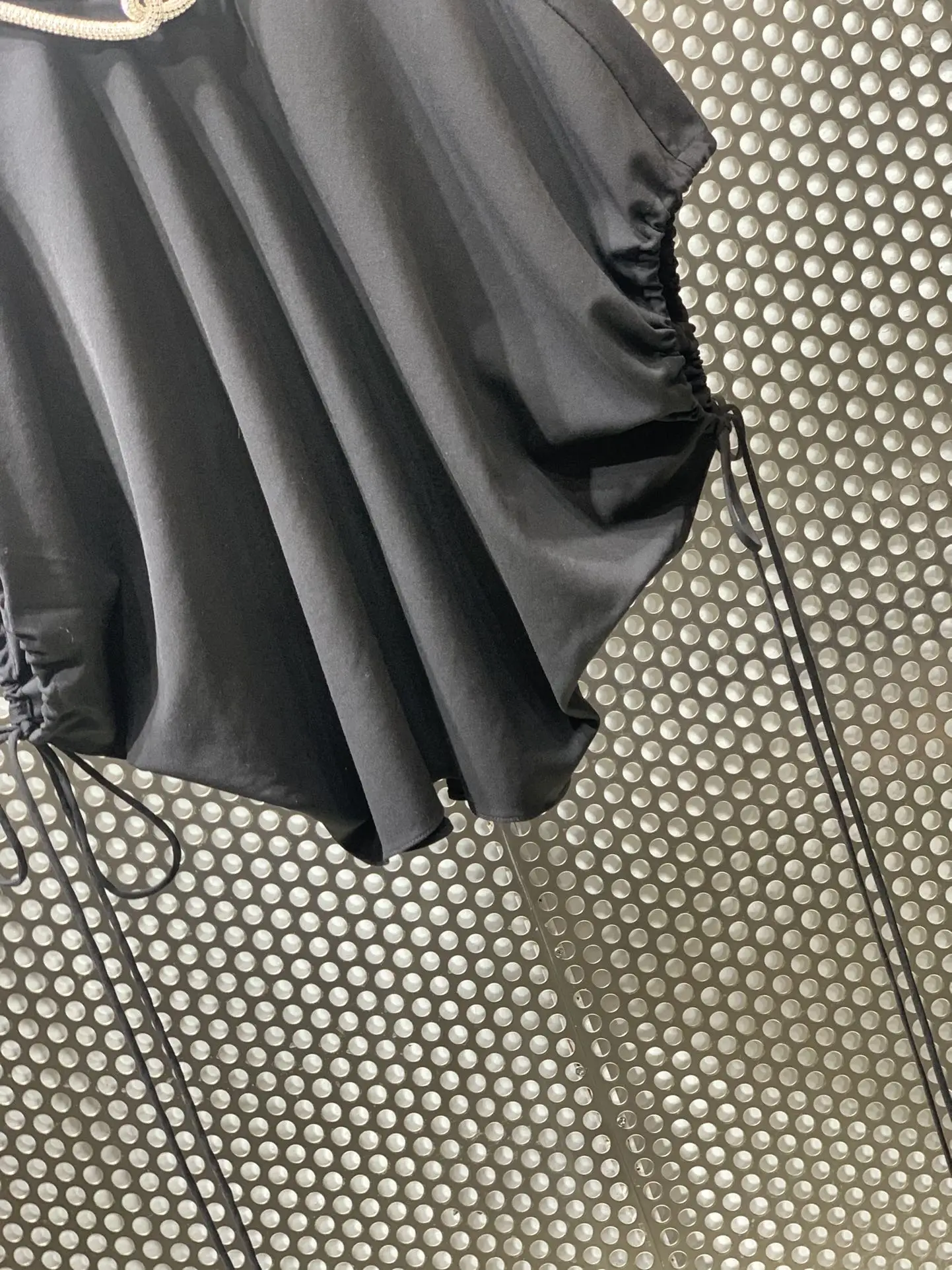 

new ladies fashion 2021 short-sleeved casual solid color bead chain top 0315