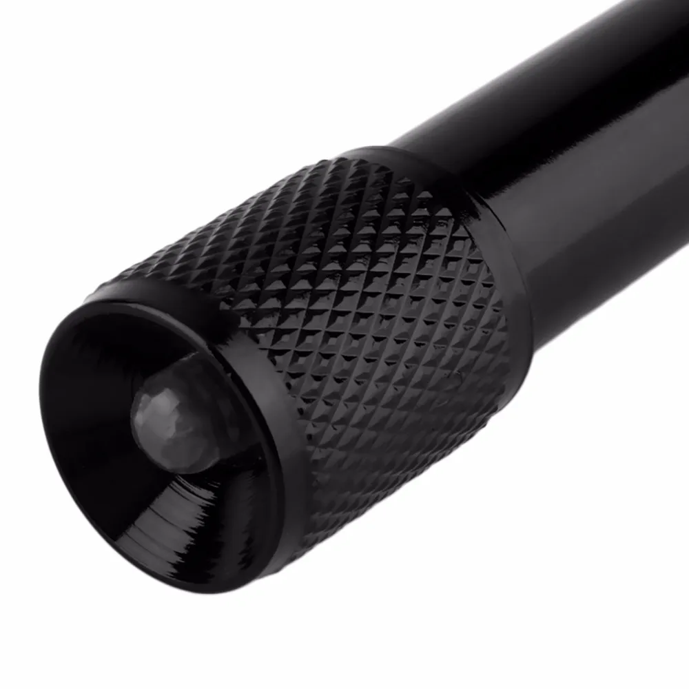 Яркий миниатюрный портативный светодиодный фонарик для кемпинга с алюминиевым карабином, светильником для самозащиты и ключей, на открытом воздухе.