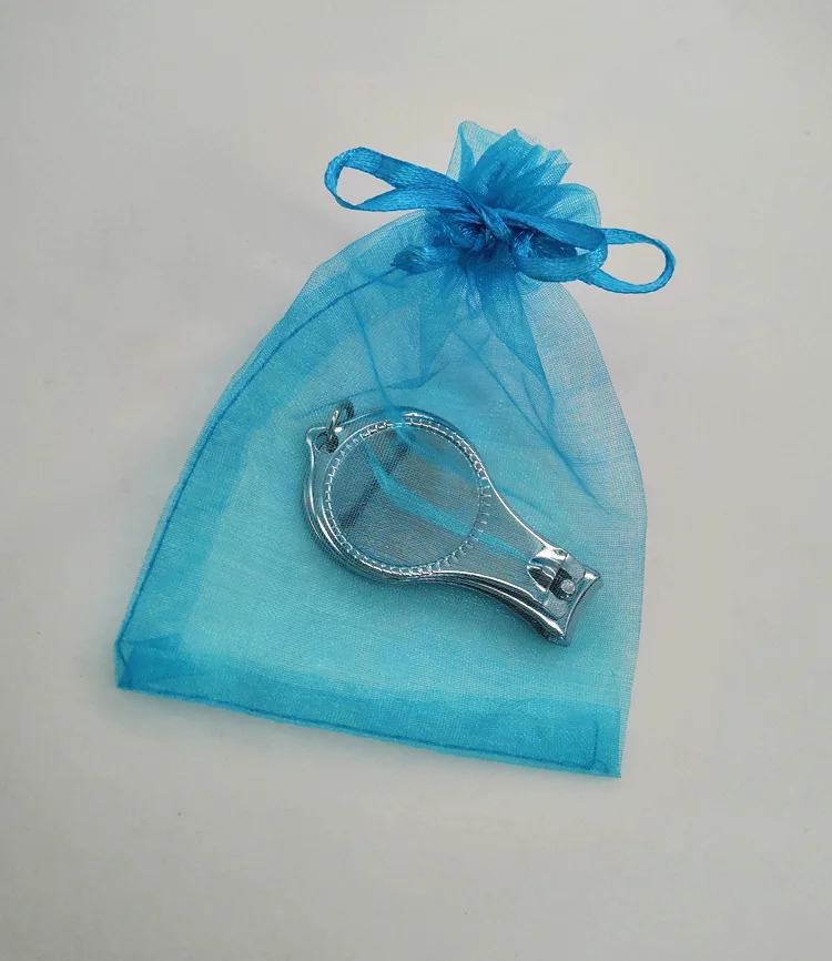 Blue Organza Bag 20 шт Персонализированные Свадебные сувениры для гостей Индивидуальные свадебные сувениры Многофункциональный открывалка для вина/брелок/кусачки для ногтей - Цвет: Blue Organza Bag