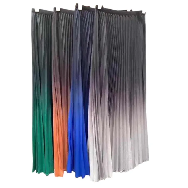 

LANMREM 2021 Spring Autumn New Arrival Pleated Gradient Color Black And Blue Elastic Waist Casual Skirt Women Fashion 2A2889