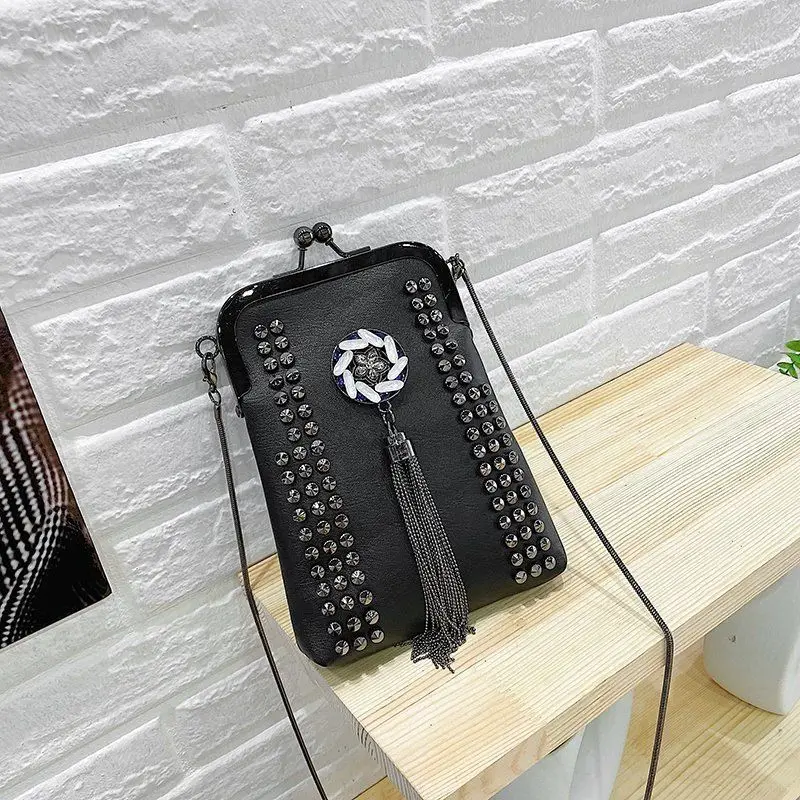 

Rivet Fringe Fashion Vintage Punk Designer Bags PU Leather 2021 Chain Women Shoulder Crossbody Bags Women's Handbags Phone Purse