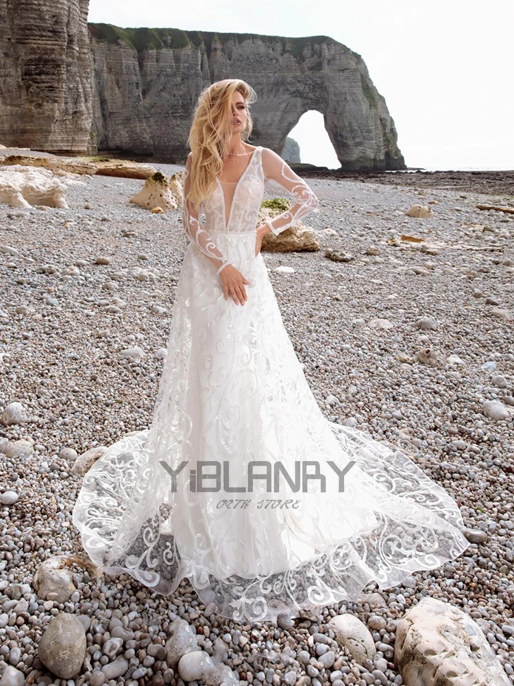 

YILIBER Lace wedding dress simple retro v-neck bridal dresses 3d flower backless lace tailing plus size