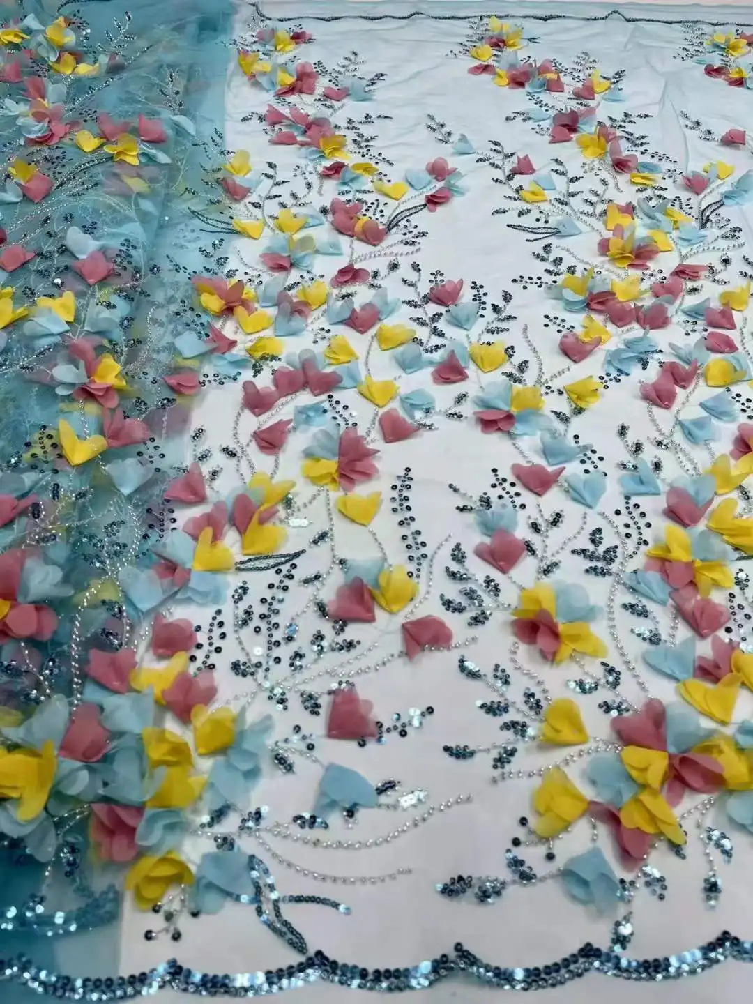 

Super Nice 3D handmade fabric /With Beads embroidery French tulle net Nigeria lace fabirc for Evening dress wedding dress