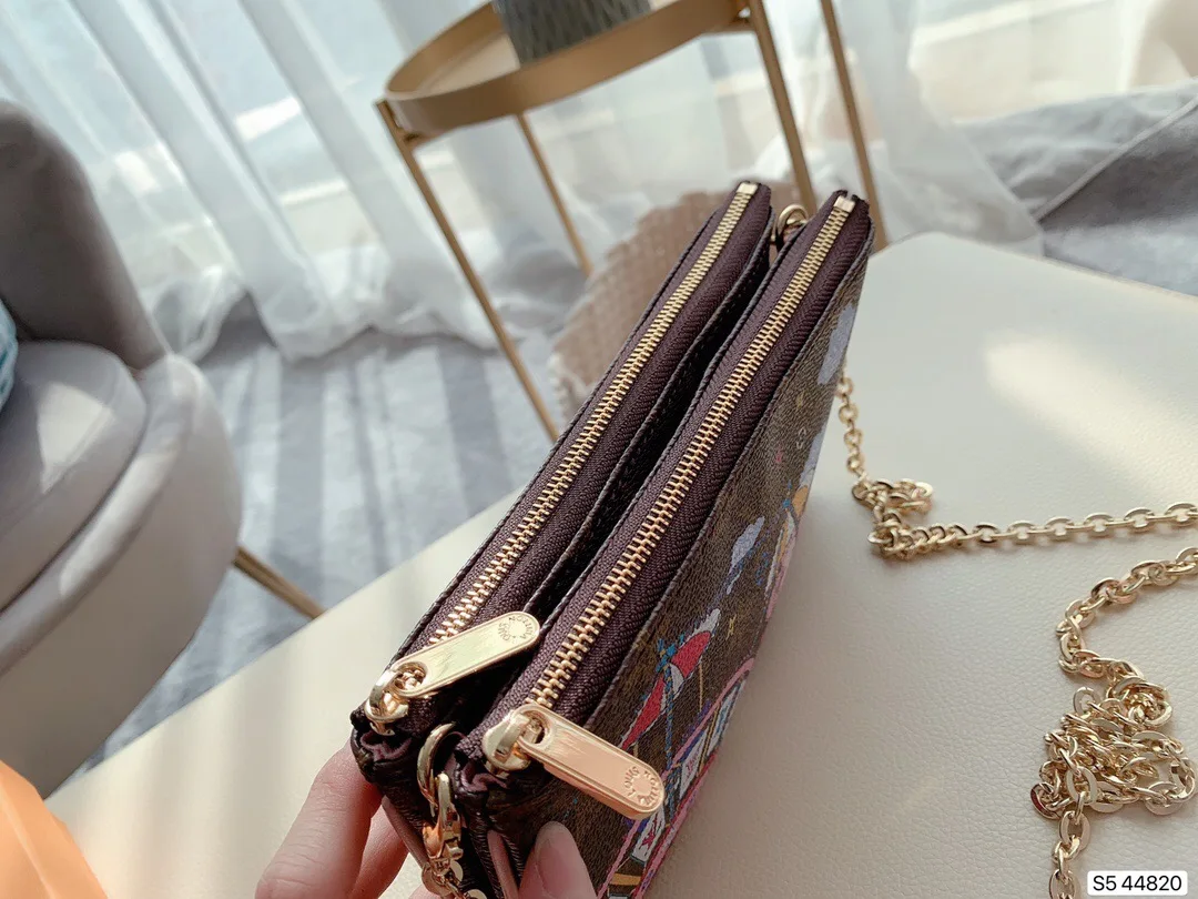 

2021 New Model Christmas Limited Fashion Design Ferris Wheel One-shoulder Diagonal Wallet Chain Bag With Box