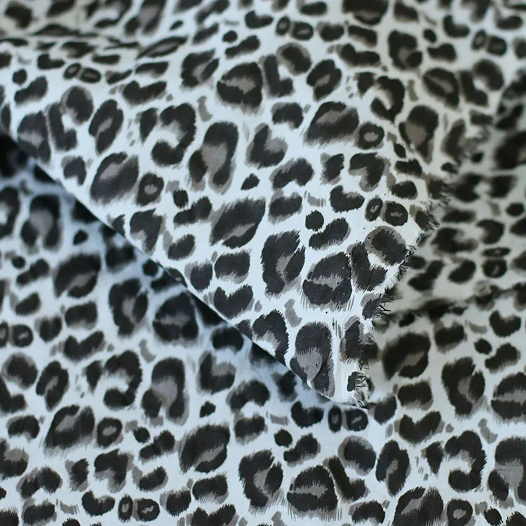 Высококачественная ткань из чистого хлопка с леопардовым принтом | Дом и сад