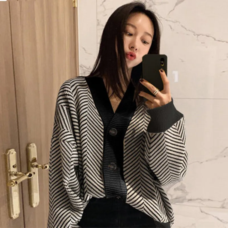 

All-match Cardigan Women Long Solid Color Pockets Simple Warm Comfortable Autumn Fashion Elegant Korean Style Streetwear Female